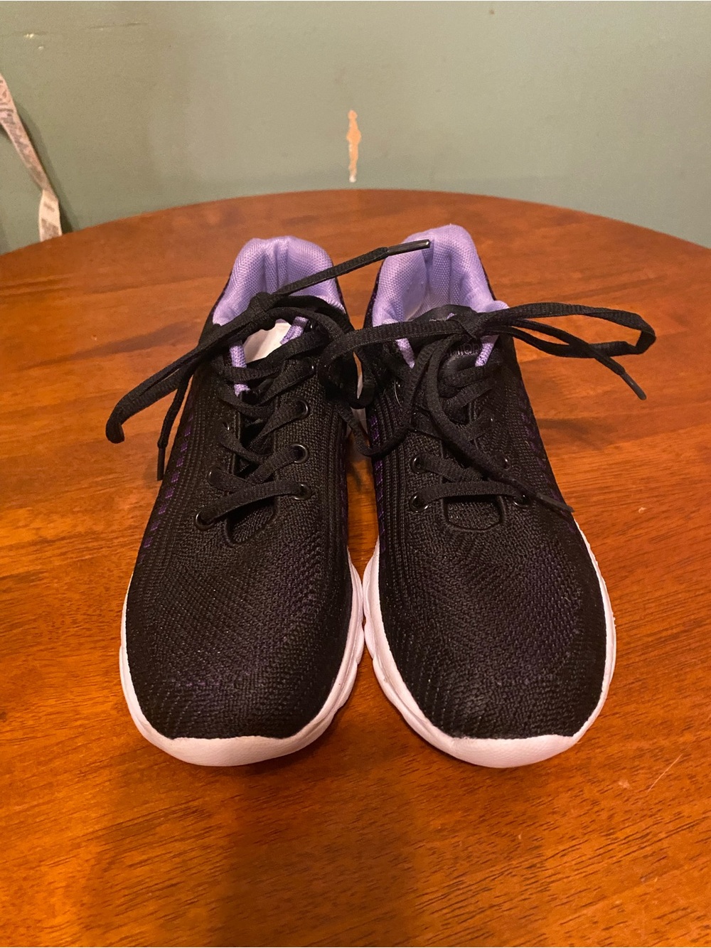Ortho fit pain relief women’s sneakers